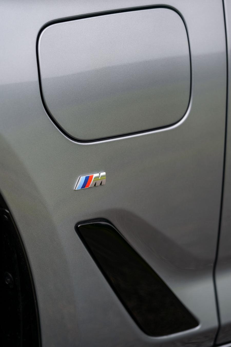 Детали экстерьера BMW 530e M Sport (G30) 2017 года  (UK) (фото 15 из 40)
